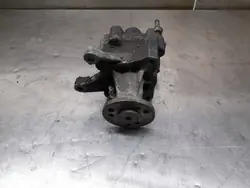 Bomba de direção assistida BMW 7 E38 2106384T