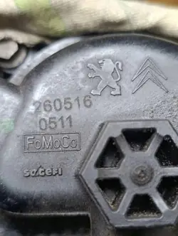 Kraftstofffiltergehäuse OEM 260516 für Ford Transit Connect