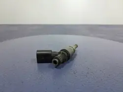 Iniettore carburante AUDI A6 C6 2.8B 06E906036E