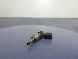 Injecteur de carburant AUDI A6 C6 2.8B 06E906036E