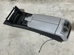 Mercedes W212 mittkonsol armstöd OEM jklW212qwe3r
