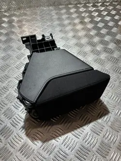 Kangaskäsinoja VW28426 VW Polo 2G 17-