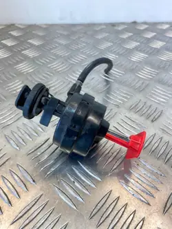 Mercedes SL R129 polttoaineläppätoimija OEM A1298002075