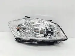 Phare avant droit Toyota Auris I Lift