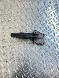 Peugeot 307 drivaxellagerfäste OEM 9639592180