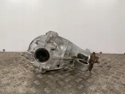 Infiniti Q50 Taka-akselin tasauspyörästö OEM Y03E - Käytetty