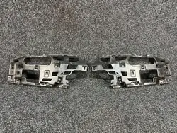 Supporto paraurti anteriore destro SKODA SUPERB III 3V0807056A