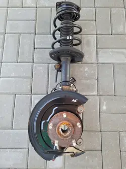 Amortisseur MacPherson droit OEM LUOA1856915 Nissan Leaf II