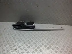 Mazda 3 III BM keskituuletusritilä OEM - konsoli