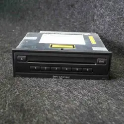 CD-vaihtaja OEM 4H0035108 VW Touareg 4.2L:lle