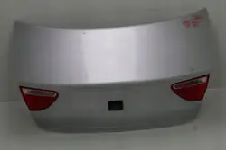 Tampa de Porta-Malas SEAT OE OEM 360213905 para Exeo Sedã