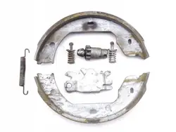 OEM 6782692 Sapatas de travão de mão esquerda traseira BMW 5 GT
