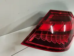 Feu arrière droit Mercedes Classe C W206 Berline LED A2069062701