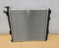 Radiador de Agua KIA SORENTO 09-16 253102P200