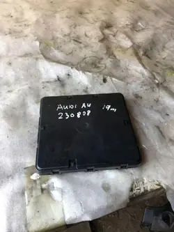 Módulo Confort Audi A4 OEM 8W0907064GA Usado