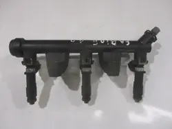 SKODA FABIA II 07-10 1.2 60CV Rampe d'injection 03D906031F