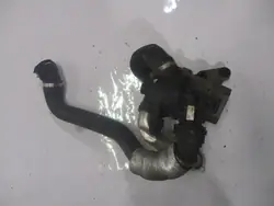 Elektrisk vattenpump termostat hus BMW E92 2.0B 7561229