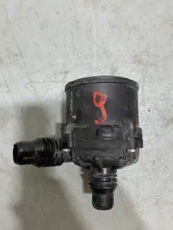 MERCEDES W206 C200 Pompa acqua A0005007600