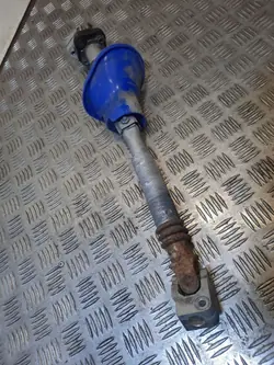 Mercedes E W212 ohjauspylvään risti OEM ATV30424