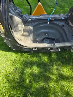 Toyota Prius Plus Para-choques Traseiro OEM PRIUS + PLUS TYŁ KOMPLETNY