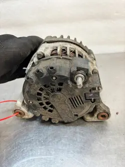 Alternator Opel Adam 13588289