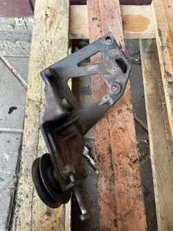 Soporte Compresor Aire Acondicionado Mitsubishi OE OEM