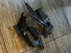 Bisagras de capó Lexus UX OEM - Estado usado