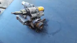 Bomba direção Renault 2.2 DCI 26081479-RS