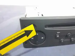 Radio Renault Clio II OEM 8200633621 - Occasion