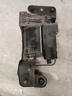 Pompe compresseur suspension OEM 6789938 BMW X6 E71