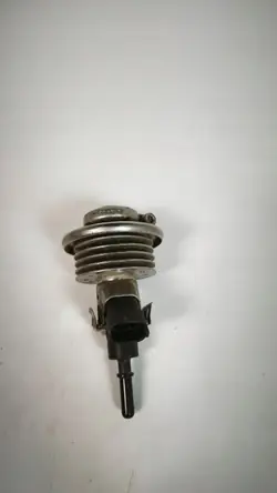 Opel AdBlue-injector OEM 04440210453 Gebruikt