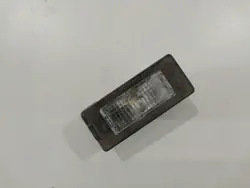 Éclairage de plaque d'immatriculation Volkswagen OE 1K9943021A