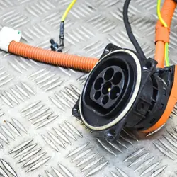 Câble de charge batterie BMW 3 (F30, F80) 6824111
