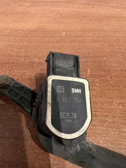 Capteur de hauteur de suspension BMW X5 E70 OEM D2032