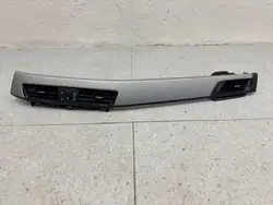 Voorste handschoenenvakframe OEM 9332485 BMW X1 F48/F49