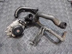 Tuyaux Pompe à Eau OEM A6542010010 Mercedes