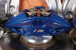Système de freinage BMW OEM 6891335 - Étriers Disques