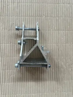 Kylarfäste OEM 7357216 Fram Höger BMW 5 G30