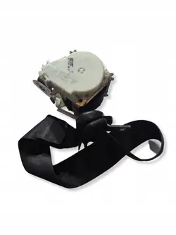 Ford Focus framsäkerhetsbälte OEM 33031800 - Begagnad