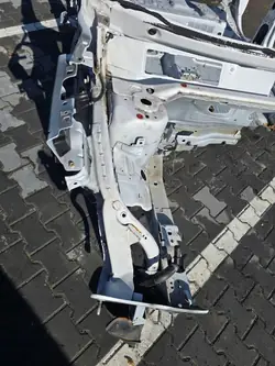 Ford Oikea etulokasuoja OEM USA