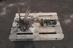 KIA SPORTAGE II 2WD Sospensione McPherson Posteriore Sinistra