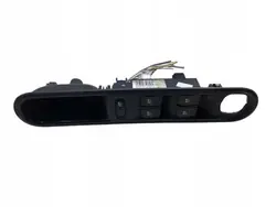 Renault Espace IV vänster framfönsterströmbrytarpaneel OEM 8200519359