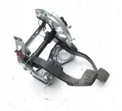 Pédales de frein et d'embrayage Fiat Croma 2 71753152