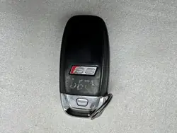 Llave o tarjeta Audi A8 S8 D4 OEM S8 - Usado