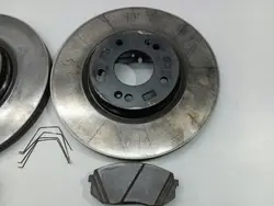 Disques et plaquettes avant OEM HYUNDAI KONA 1.6 T-GDI 305MM