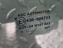 Vitre arrière côté droit OEM 5736A240 Mitsubishi Outlander