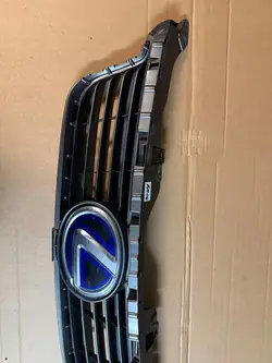 Lexus CT 200H Grill Original OEM 131207