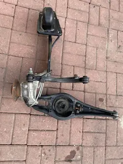 Bras de suspension arrière gauche Audi S3/RS3 8Y OEM 5Q0505435J