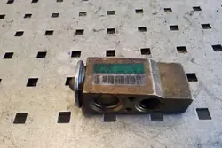 Válvula de radiador de aire acondicionado VW TRANSPORTER IV 2.4L OEM 653435B