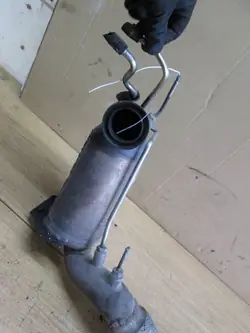 DPF-suodatin Tyhjä Katalysaattori Passat B6 2.0 TDI 3C0131765A